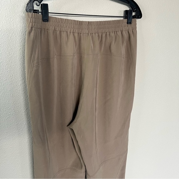 Rag & Bone NWOT Crepe Jogger Pant Clay Tan Beige Zip Ankles Casual Women’s Large - Picture 10 of 13
